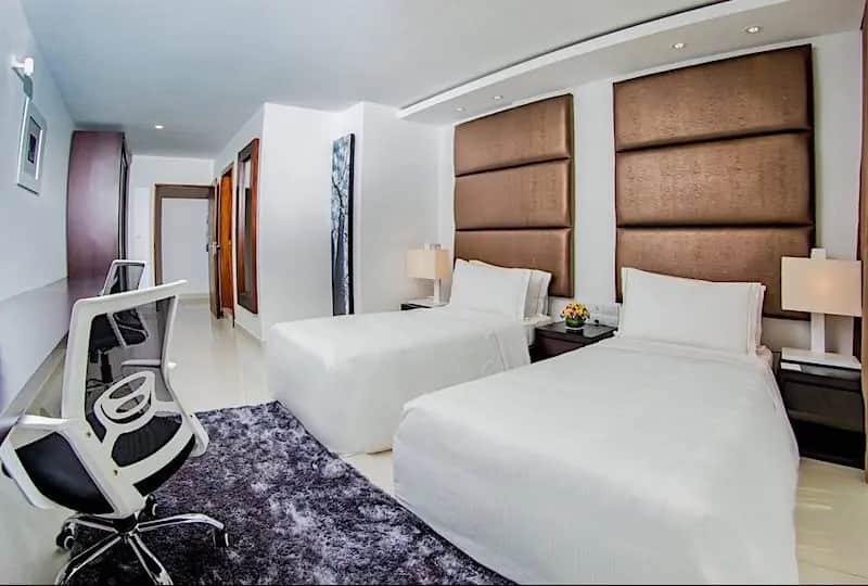 Platinum One Suites