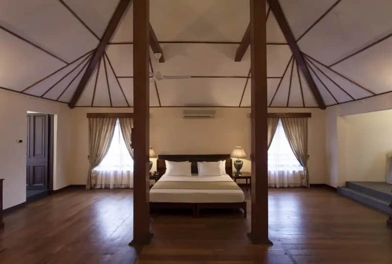 Junior Suite - Queen's Hotel