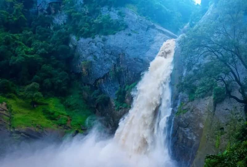 Dunhinda Wasserfall